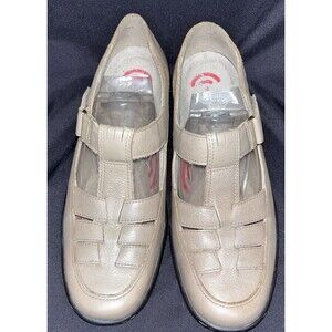 Naturalizer Parley Stone Leather Beige Loafers Women U.S Sz 8.5